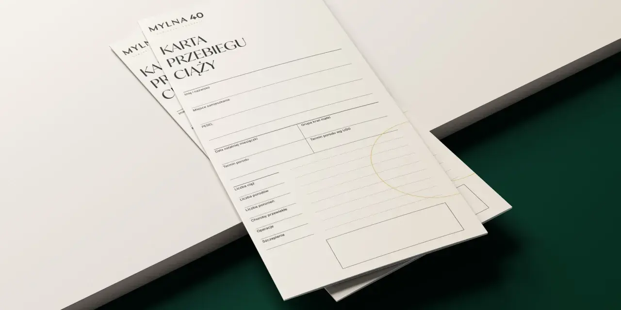 Karta przebiegu ciąży z gabinetu MYLNA 40, gotowa do wypełnienia.